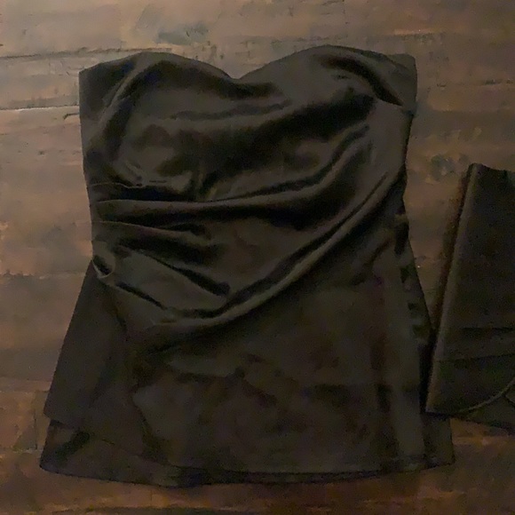 Le château Satin top with free clutch - Picture 3 of 4